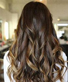 20 Best Haircuts for Thinning Hair Women (24)