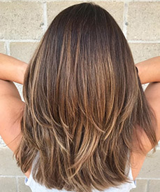20 Best Haircuts for Thinning Hair Women (28)