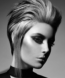20 Best Haircuts for Thinning Hair Women (29)