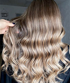 20 Best Haircuts for Thinning Hair Women (32)