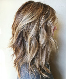20 Best Haircuts for Thinning Hair Women (33)