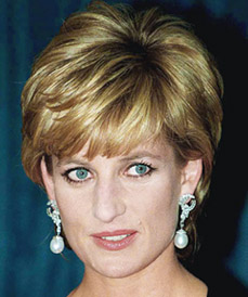 20 Best Haircuts for Thinning Hair Women (41)